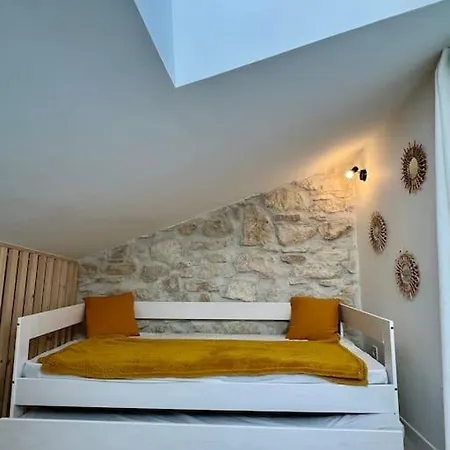 Holiday home Charmante Maison De Village Peyriac-de-Mer